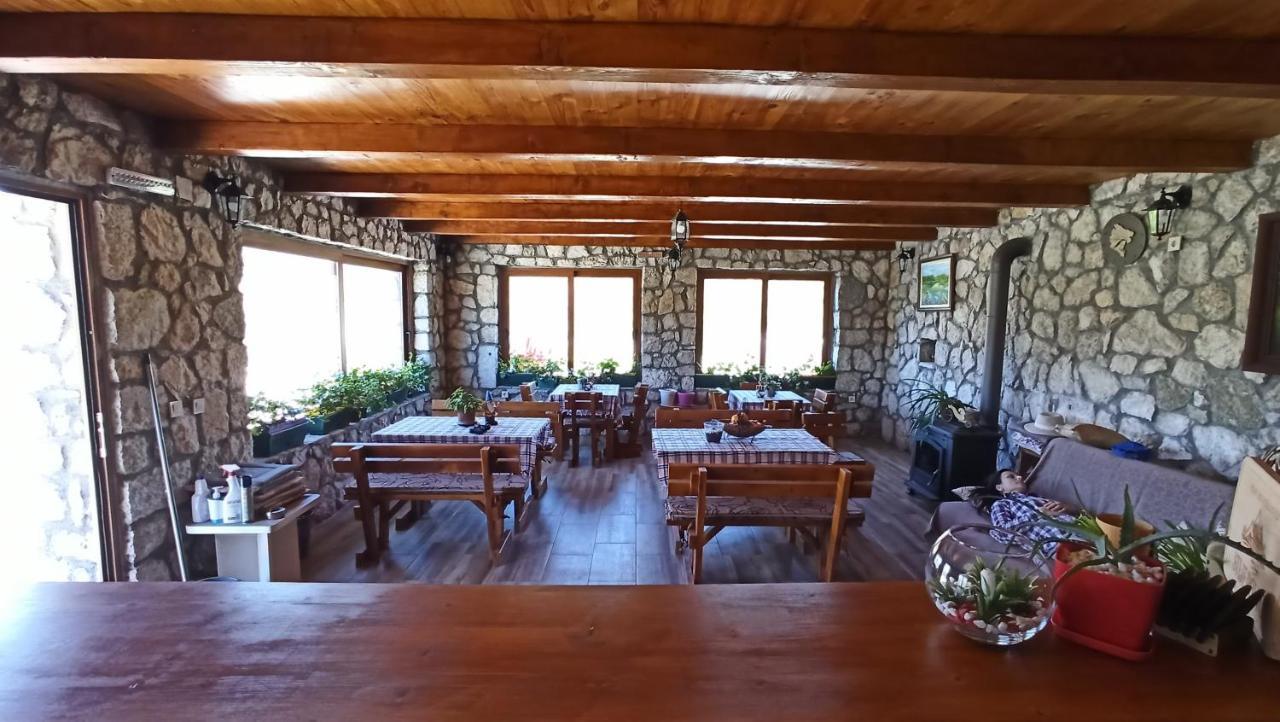 Village House - Novak Rijecani Rijeka Crnojevića Eksteriør billede