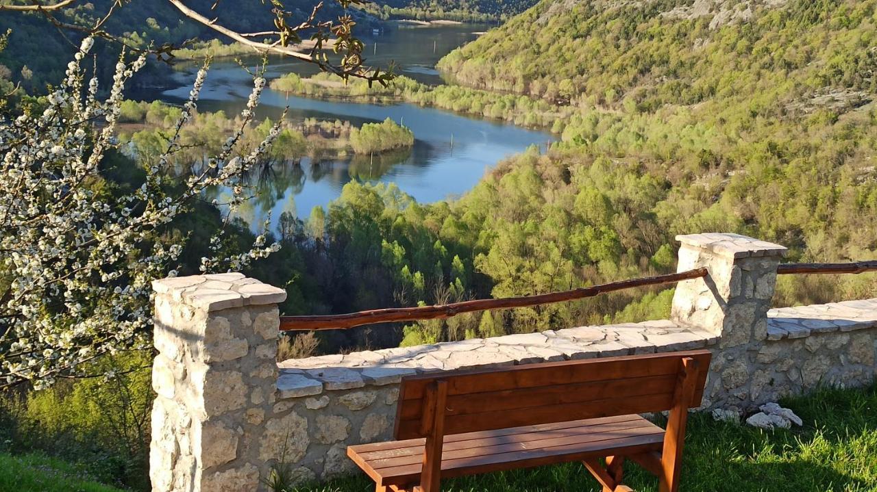 Village House - Novak Rijecani Rijeka Crnojevića Eksteriør billede
